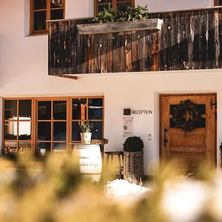 Sportony Mountain Lodges-3